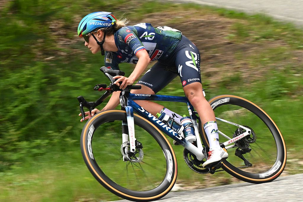 Urška Žigart Reflexiona sobre su Accidente en el Giro d'Italia en la Tour de Suisse Women