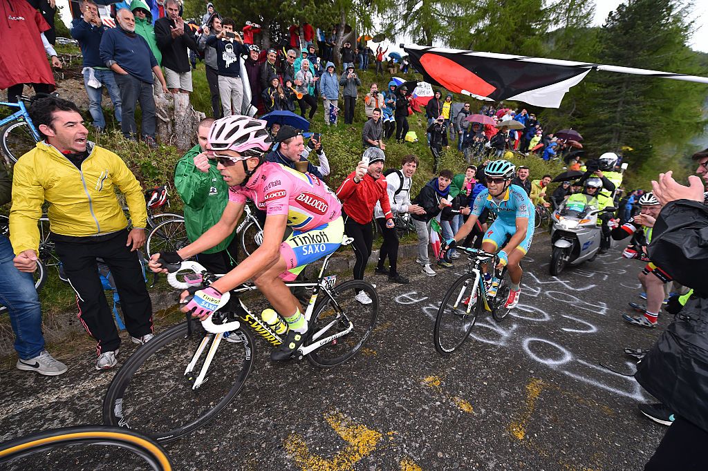 Le Giro d'Italie 2027 Présentera des Montées Iconiques et un Format Classique