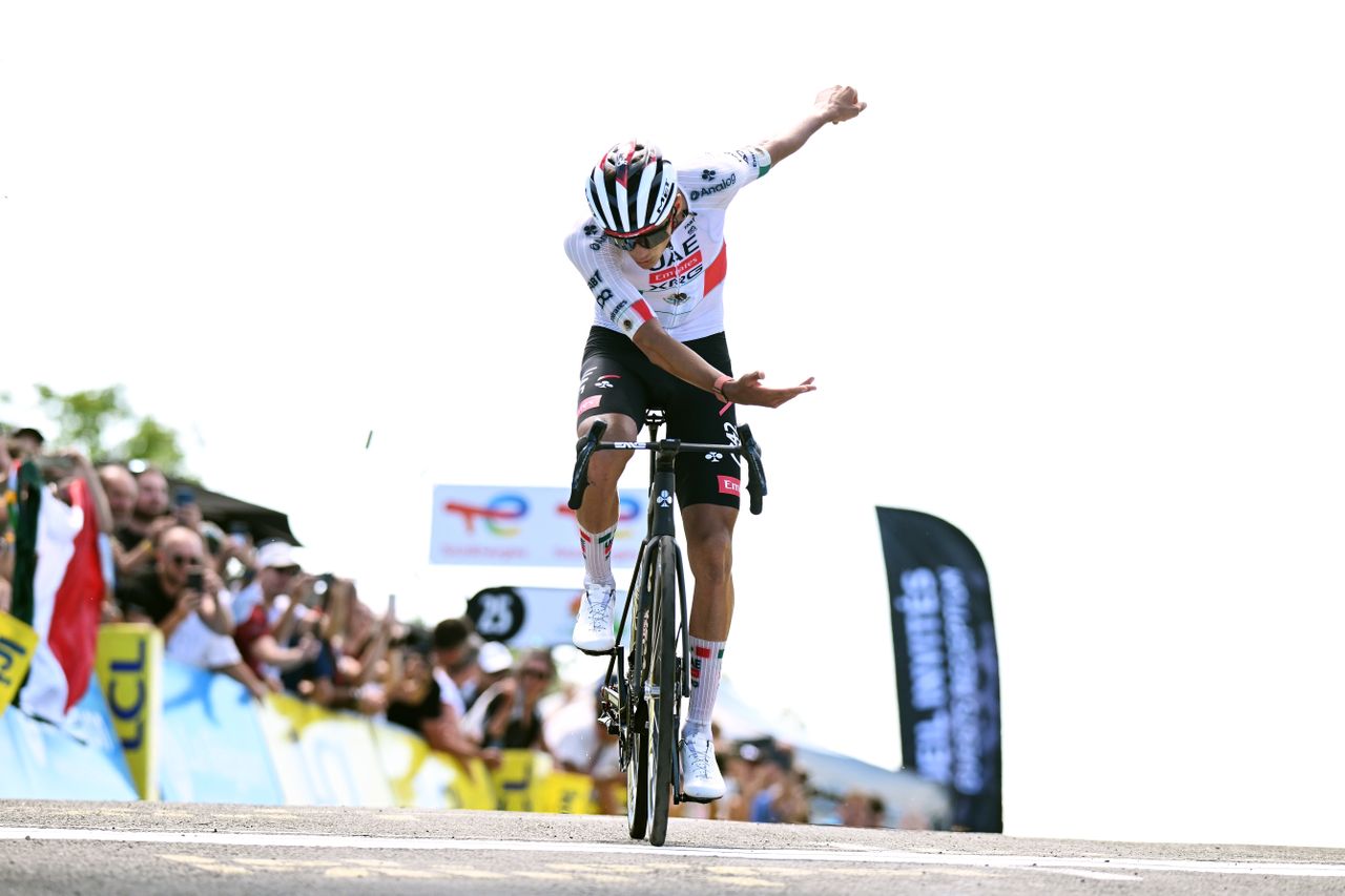 Tuckwell Lidera en la Etapa Final del Tour Auvergne-Rhône-Alpes