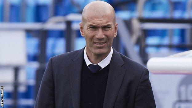 Zidane firma como nuevo entrenador de Francia hasta 2030