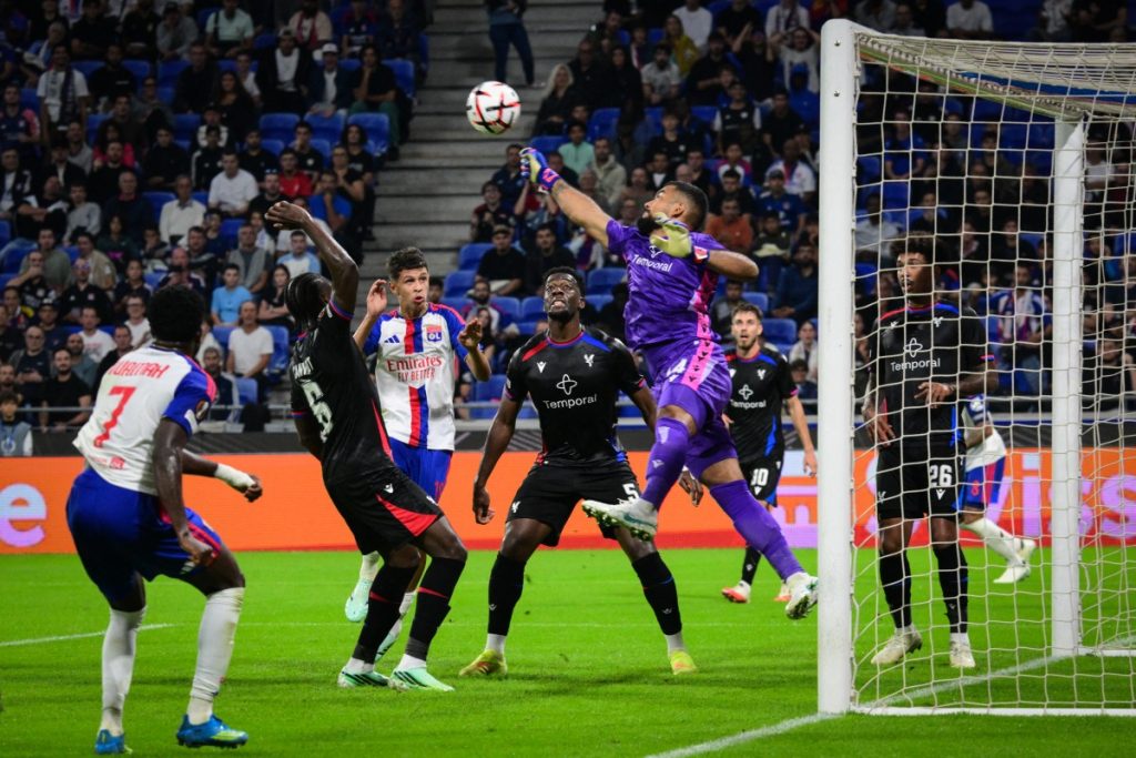 UEL: Lyon beats Crystal Palace 3-2, Sunderland wins late