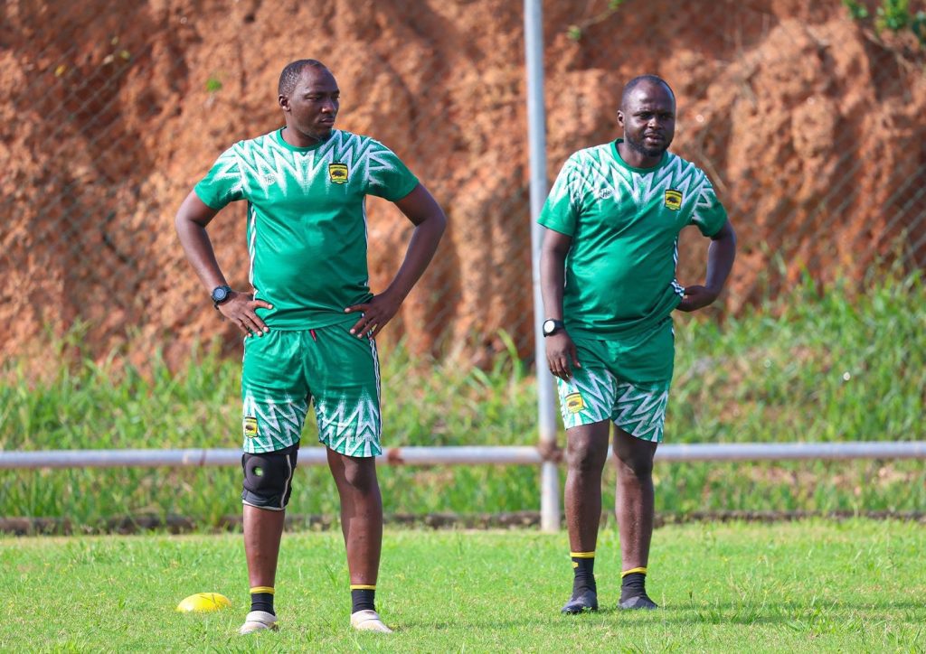 Hamza Obeng começa mandato como treinador interino de Kotoko