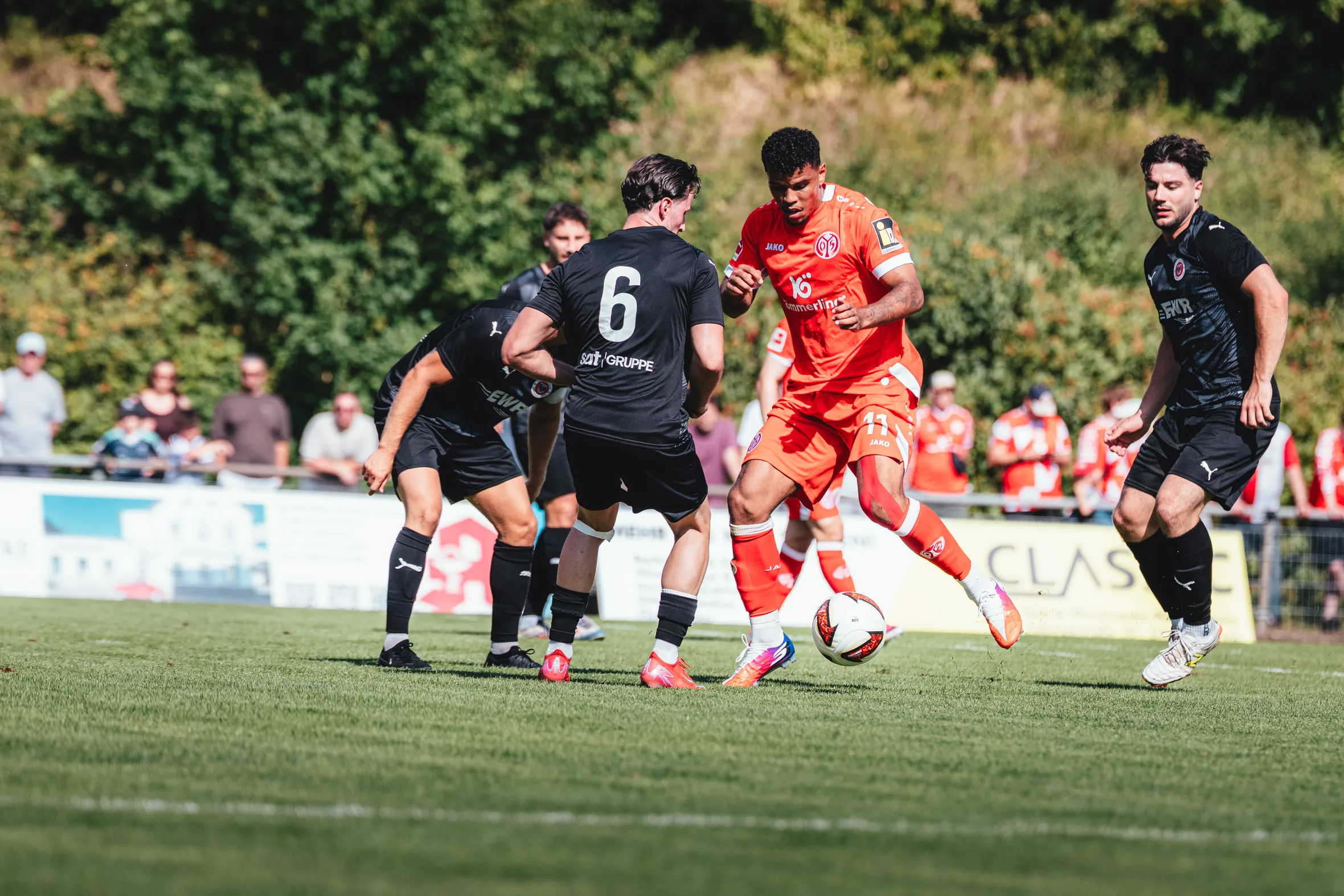 Ransford Yeboah Konigsdorffer suffers injury in friendly