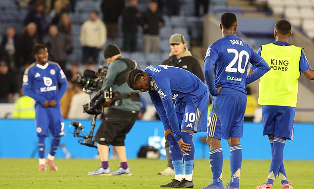 Leicester City enfrenta una importante venta de fuego tras el descenso