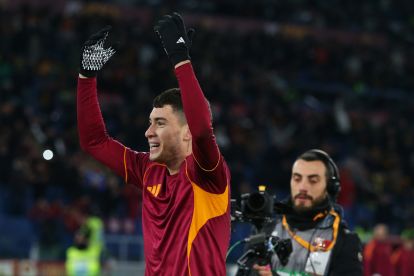 Roma enfrenta dilema sobre Matias Soule ante el interés del Dortmund