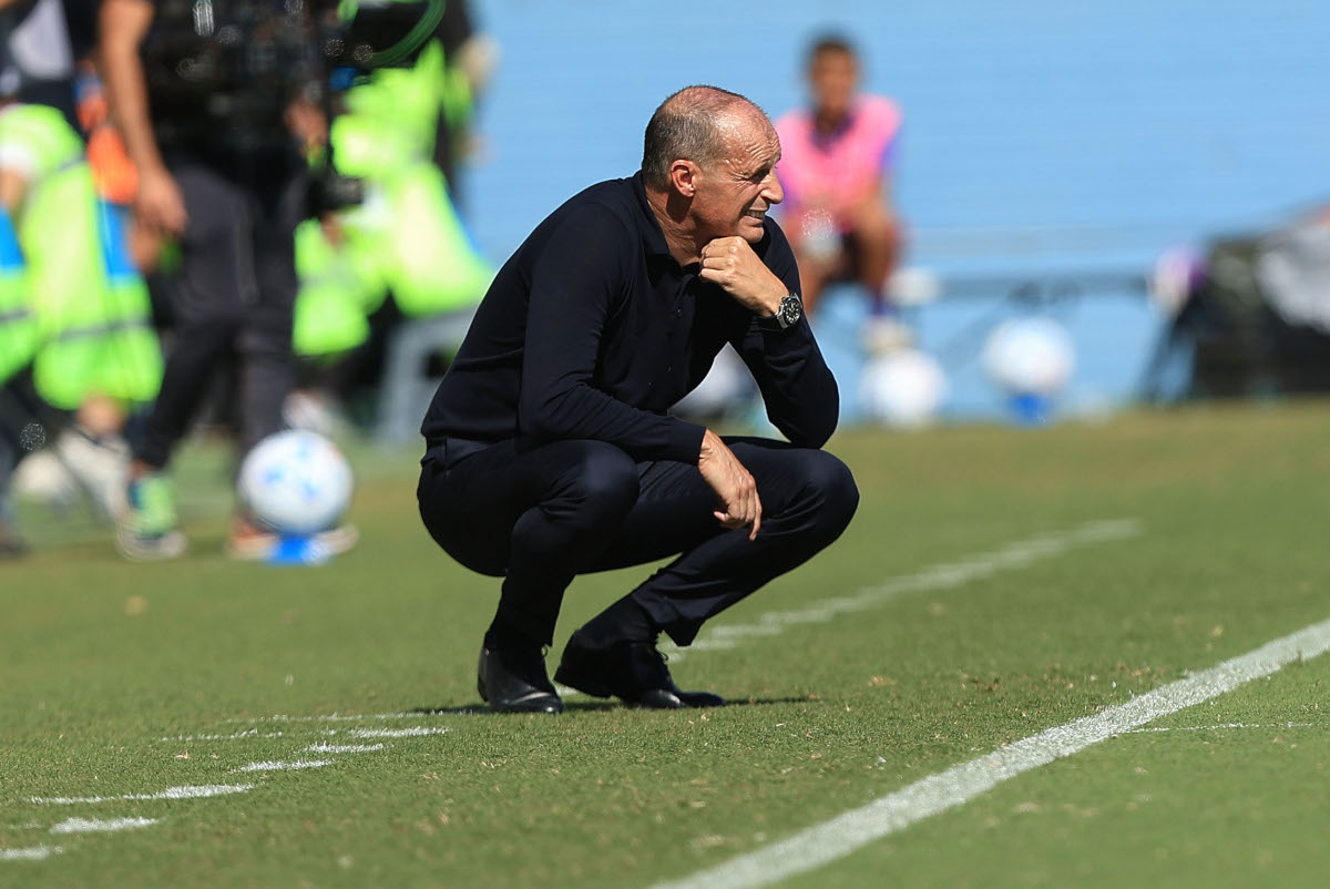 De Bruyne nega tentativas de deixar Nápoles, admite começo áspero