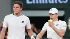 Patten y Heliovaara de Gran Bretaña caen en la final de dobles en Roland Garros