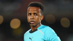 El árbitro somalí Omar Artan excluido de la Copa del Mundo por prohibición de entrada a EE. UU.