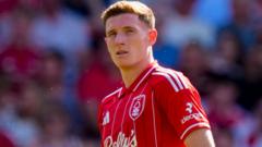 El Man City tiene rechazada la oferta inicial por Anderson del Forest