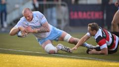Sale beat Saracens 21-17 despite Vermeulen red card