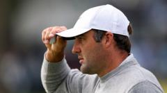 Scheffler comparte liderato en el PGA de EE. UU. mientras Aronimink responde