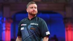 Cameron Menzies Se Siente Mal Durante el World Matchplay