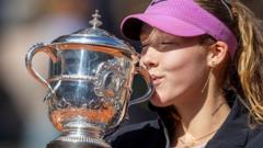 'Quiero agradecerme a mí misma' - el triunfo de Mirra Andreeva en Roland Garros