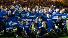 St Johnstone Celebra Retorno à Premiership