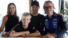 Robin, filho de Kimi Raikkonen, chega à Red Bull
