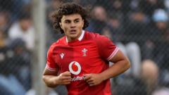 Kane James: De Niue a la Selección de Gales