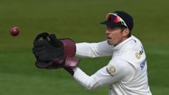 Nottinghamshire engage le gardien de but Simpson de Sussex