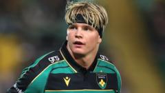Pollock firma nuevo contrato con Northampton por más de £400K