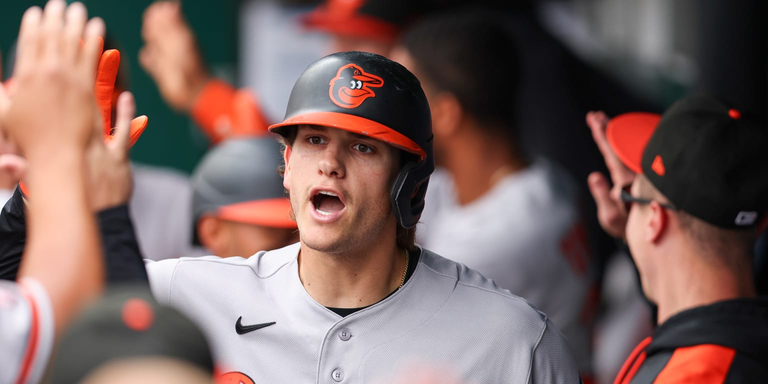 El Jonrón de Mayo Impulsa la Victoria de los Orioles sobre los Reales
