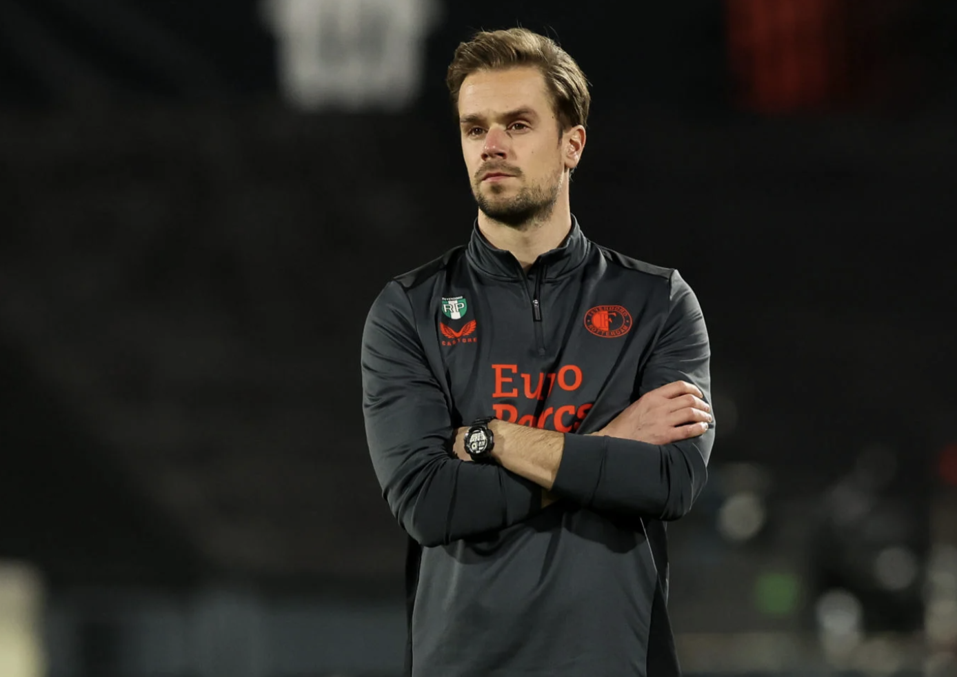 Entrenador del Liverpool confirma su salida junto a Arne Slot