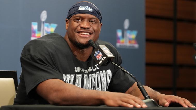 Los Seahawks Buscan un Suplente para Kenneth Walker en el Draft