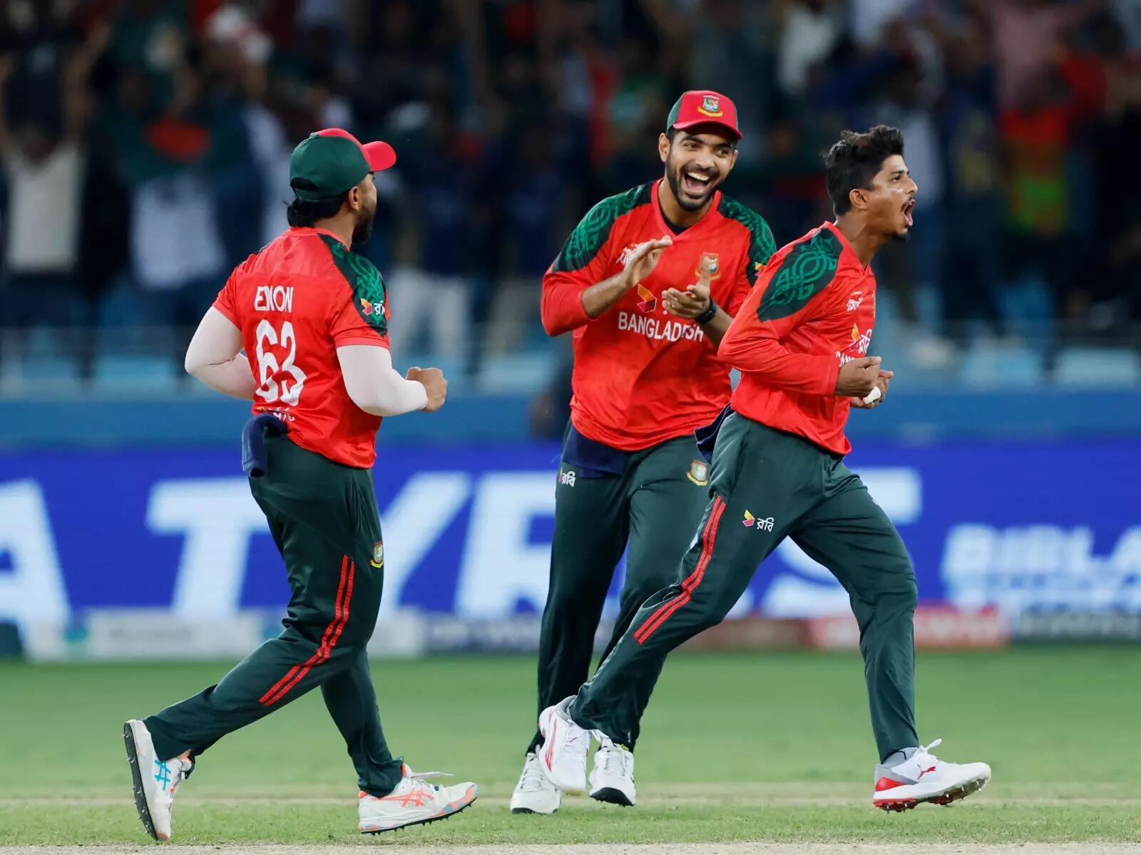 Nahid Rana de Bangladesh gana el premio ICC Jugador del Mes