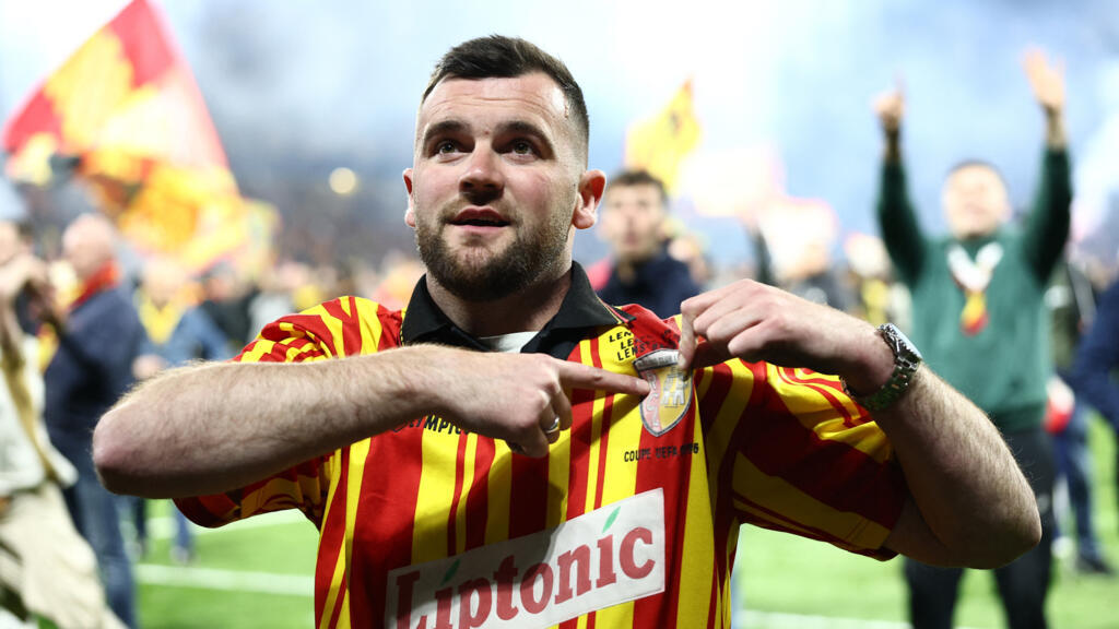 Lens vence Toulouse na semifinal da Taça da França
