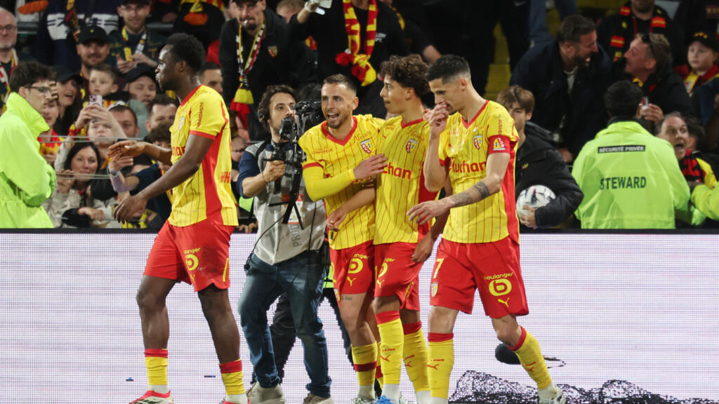 Lens asegura su regreso a la Liga de Campeones, Nantes descendido