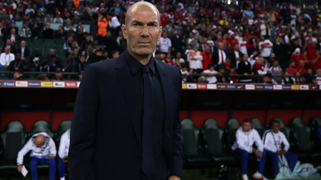 Zinédine Zidane começa com vitória na Turquia