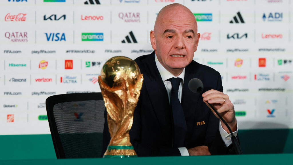 Consejero principal de Infantino renuncia en medio de la indignación sobre el plan de inversión privada de la FIFA