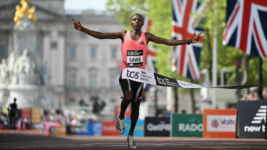 Sabastian Sawe rompe la barrera de las dos horas en maratón