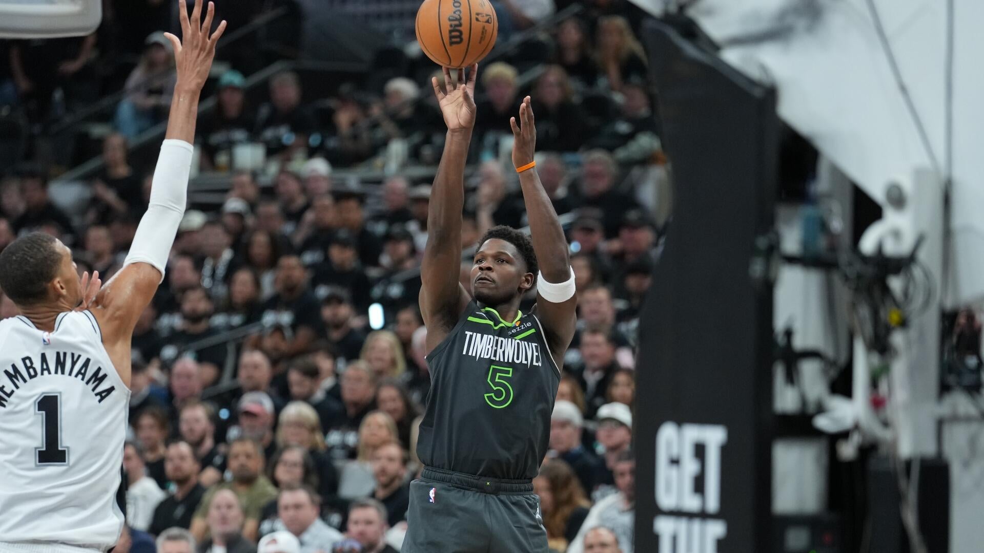 Spurs vs. Timberwolves: Vista y Predicciones del Juego 3