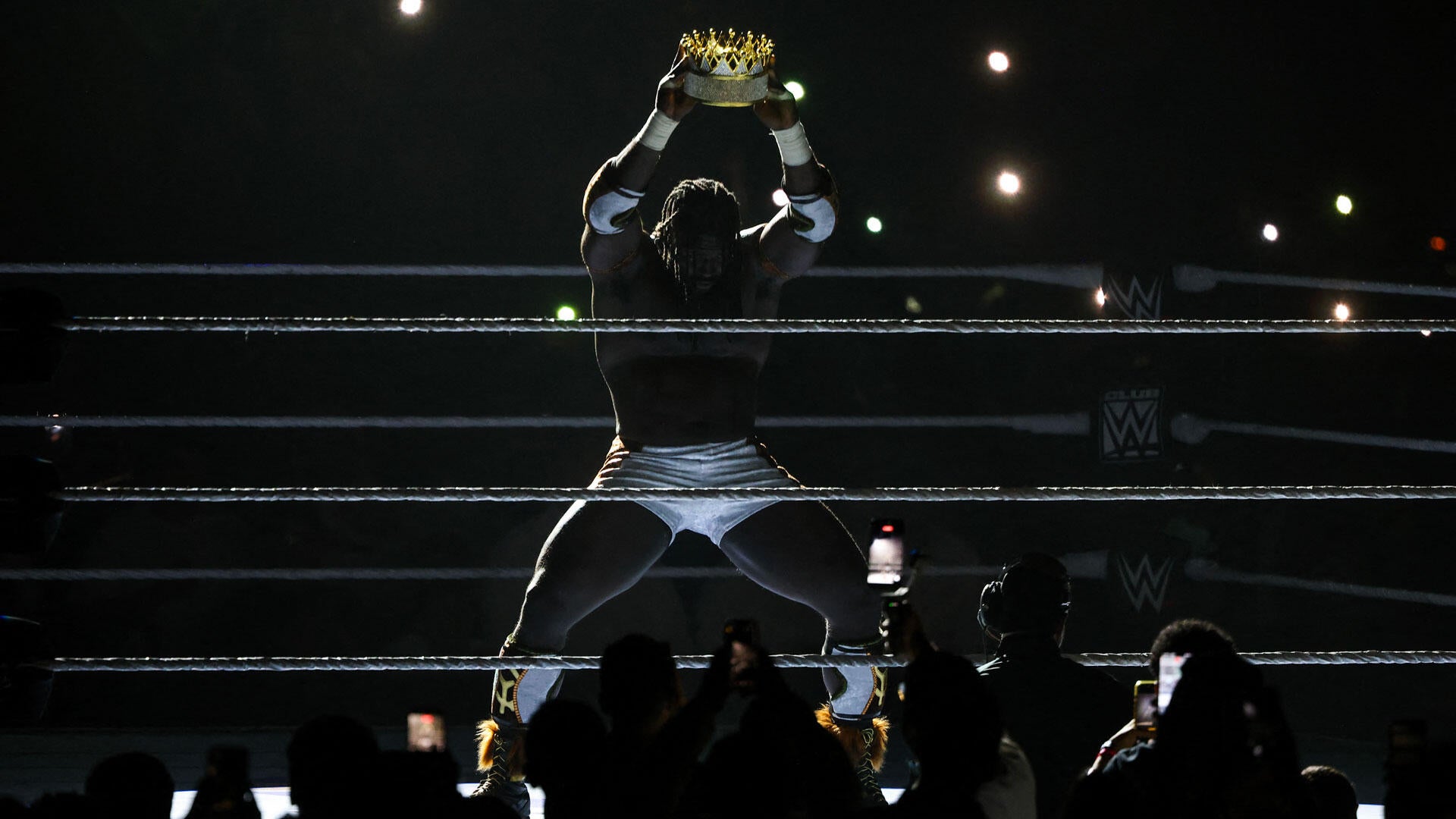 WWE King et Reine du Ring 2026 : Oba Femi et Iyo Sky Gagnent