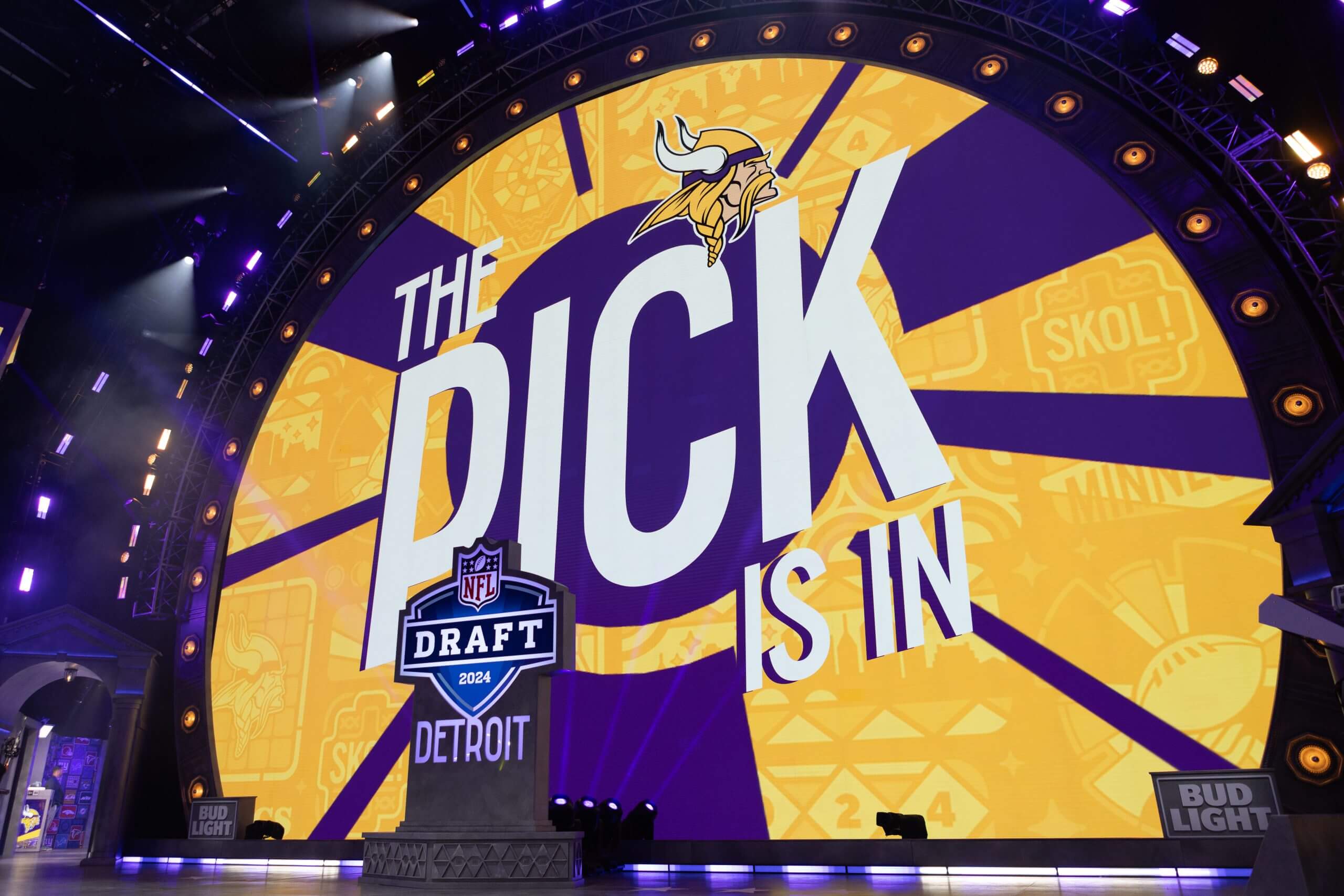 Los Vikings Enfrentan Un Desafío Crucial en el Draft de la NFL 2026