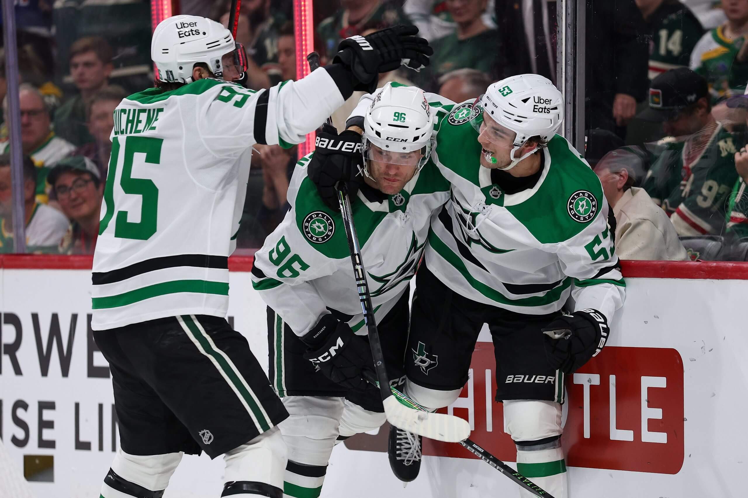 Stars Superam Wild em Empolgante Jogo 3 na Prorrogação