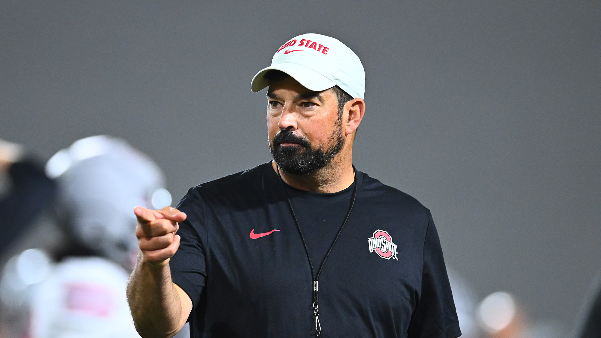 Ryan Day Exprime ses Inquiétudes Après le Premier Entraînement d'Ohio State