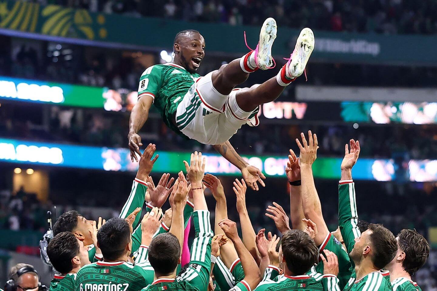 México avanza a los octavos de final de la Copa del Mundo 2026 tras vencer a Ecuador